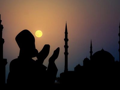 Which pillar of Islam refers to the fasting during Ramadan?