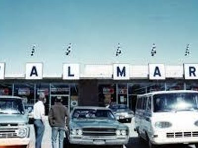 What was the name of Walmart’s first store?