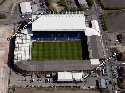 Who plays at Elland Road?