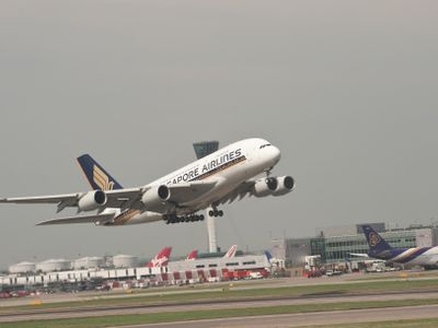 How long is the flight from London to Singapore?