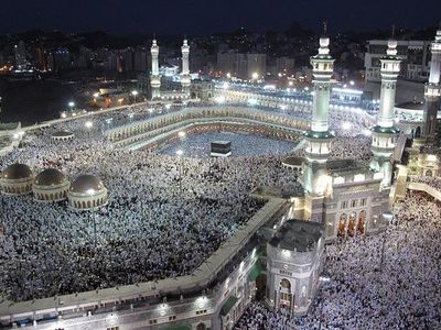 Which Pillar requires Muslims to make a pilgrimage to Mecca at least once in their lifetime?