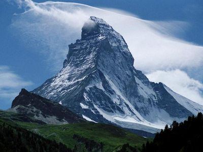 Which mountain is often referred to as the 'Matterhorn of the Rockies'?