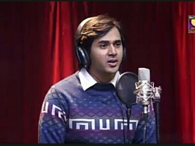 Jab sameer ne RJ ki job li thi tab usne listeners ko apna naam kya bataya tha??