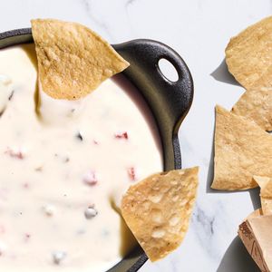 Chips and queso