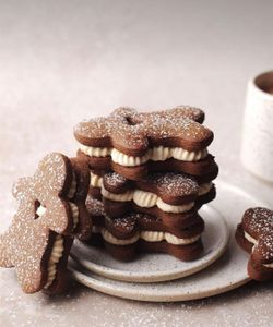 Gingerbread Sandwich Cookies