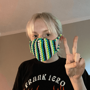 made a kandi mask :3