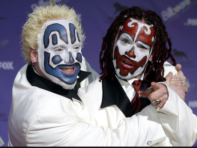 violent J wtf u smiling at?-