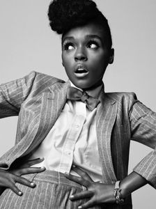 Janelle Monáe is a Q U E E N