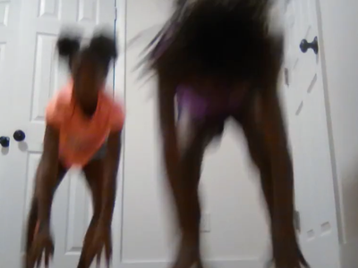 ss form a vid of me and my sis doing wolf hops🥰