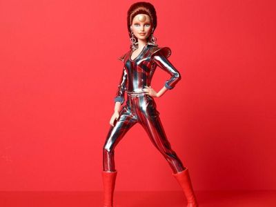 wtf they have a ziggy stardust barbie?