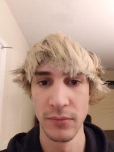 xqc is so hot (heart eyes)