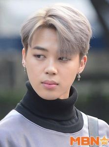 TURTKENECK JIMIN (star if you agree)