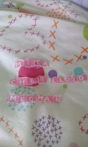 I made my idols out of Fruitella letters! :D