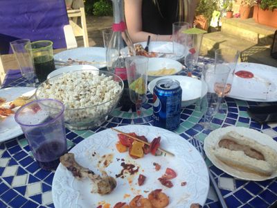 This is how you eat at a party! (We are such pigs XD)