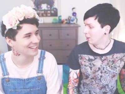 punk! phil x pastel! dan is my favourite thing oml