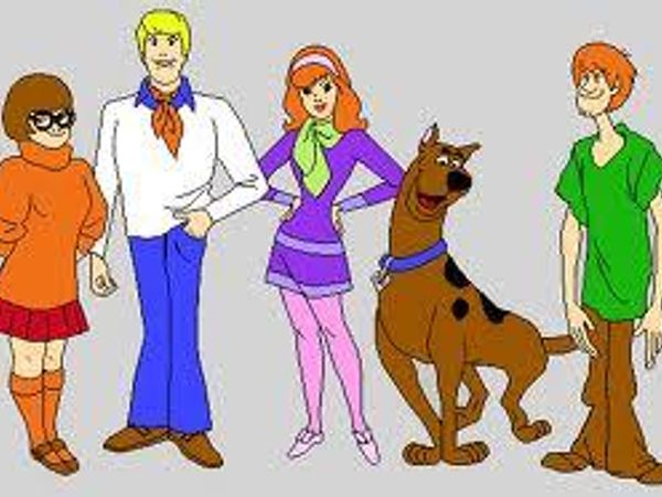 your going to a cartoon party and you have to dress up in one of the cartoon characters costumes, which one do you wear ? (out of scooby doo)