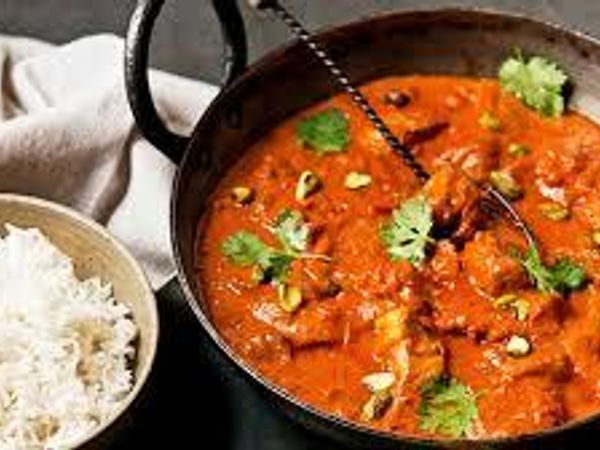 bUTTER cHICKEN eat it it's yummi