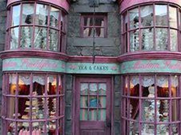 Where would you like to go during your visit to Hogsmeade?