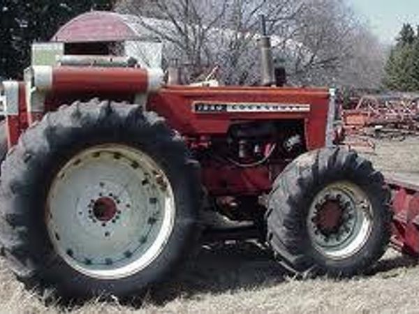 What brand of tractor is this: