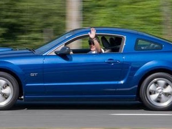 How do you interact when you see other Mustangs's/Mustang Owners?