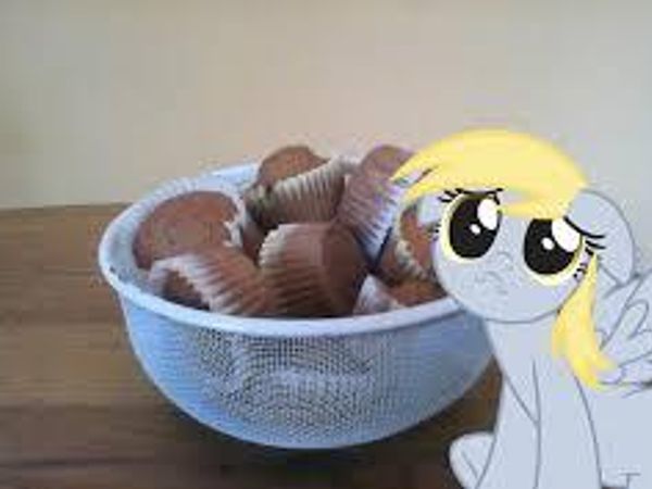 If you have a muffin and derpy is playing with you what do you do with the muffin