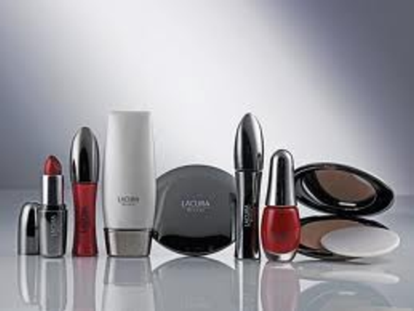 What cosmetics do u like to wear ?