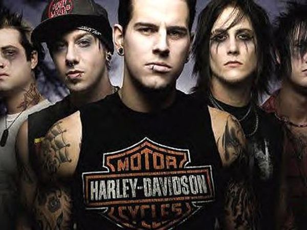 would you rather be hanging out at the mall or see avenged sevenfold?