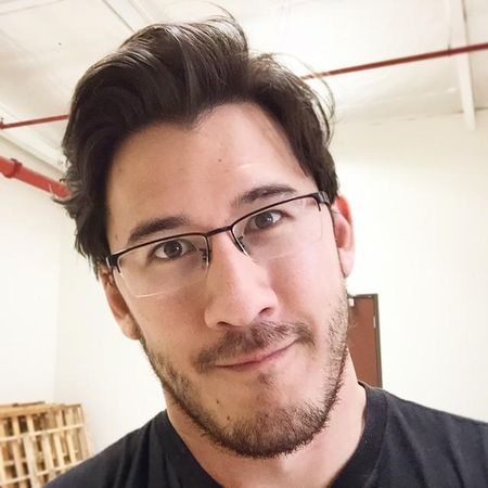 (Random Question) Who here likes Markiplier?