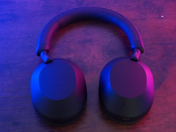 How important is comfort when choosing headphones?