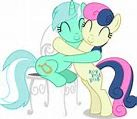 Lyra or bon bon? Pick which one of theese BFFS U like most! Or both ;)!