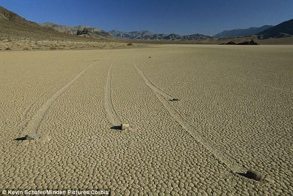 How do Death Valley's sailing stones move themselves?