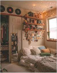 <c:out value='one of the bedrooms in Anette's house'/>