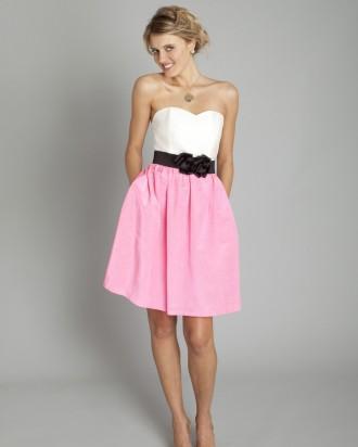 <c:out value='Bridesmaid dress :3'/>