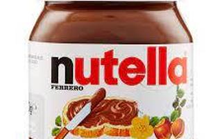 How do you eat nutella?