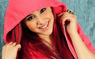 What Hair Color Suits Arina Grande