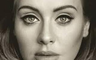 Which picture of Adele is prettier?