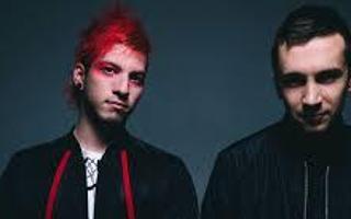 Which american musician do you like more: Josh Dun or Tyler Joseph?