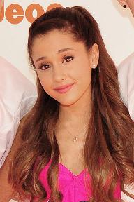 Do you prefer Ariana with red hair or brown hair?