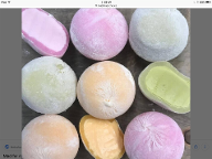 Mochi or macaroons?