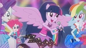 MLP: Equestria Girls - Trailer: Rainbow Rocks [HD]