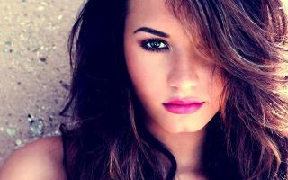 The DEMI LOVATO GUIZ