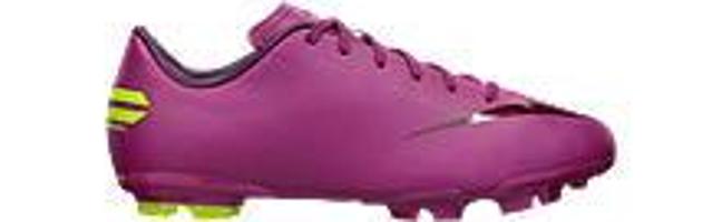 WHAT FOOTBALL BOOTS YOU SHOULD HAVE