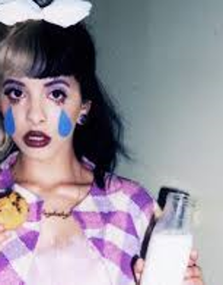 How Well Do You Know Melanie Martinez? (1)