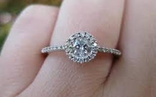 What engagement ring portrays your personality?