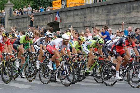 Which of these is NOT a type of road bike race?