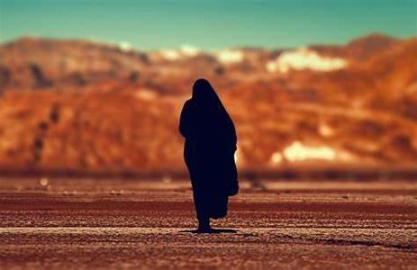 Which woman is revered as one of the greatest scholars of her time in Islamic history?