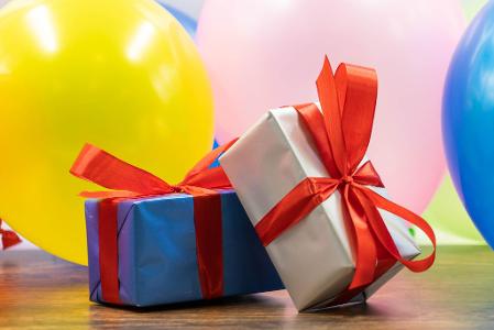 What color would you prefer on your birthday gift?