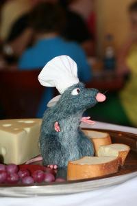 What is the name of the rat who dreams of becoming a chef in 'Ratatouille'?