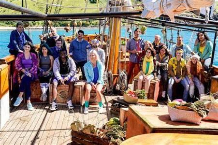 Who won Season 1 of 'Survivor' in 2000?