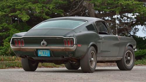 Which classic car was famously associated with Steve McQueen in the movie 'Bullitt'?